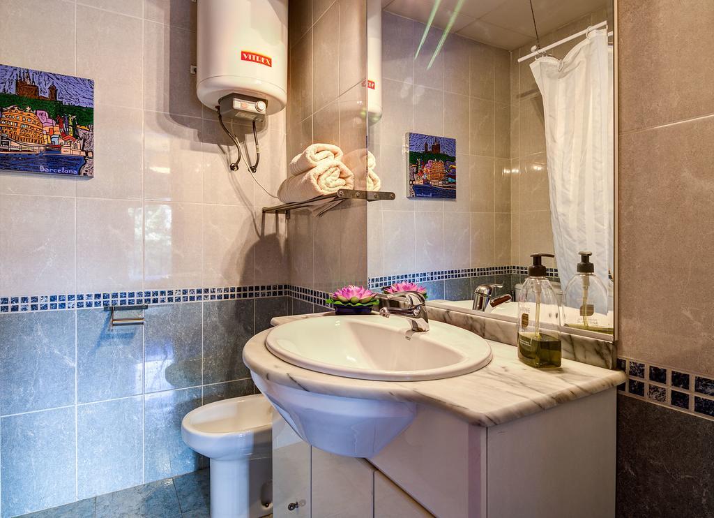 Valencia Suite Archsenseapartments Barcelona Buitenkant foto